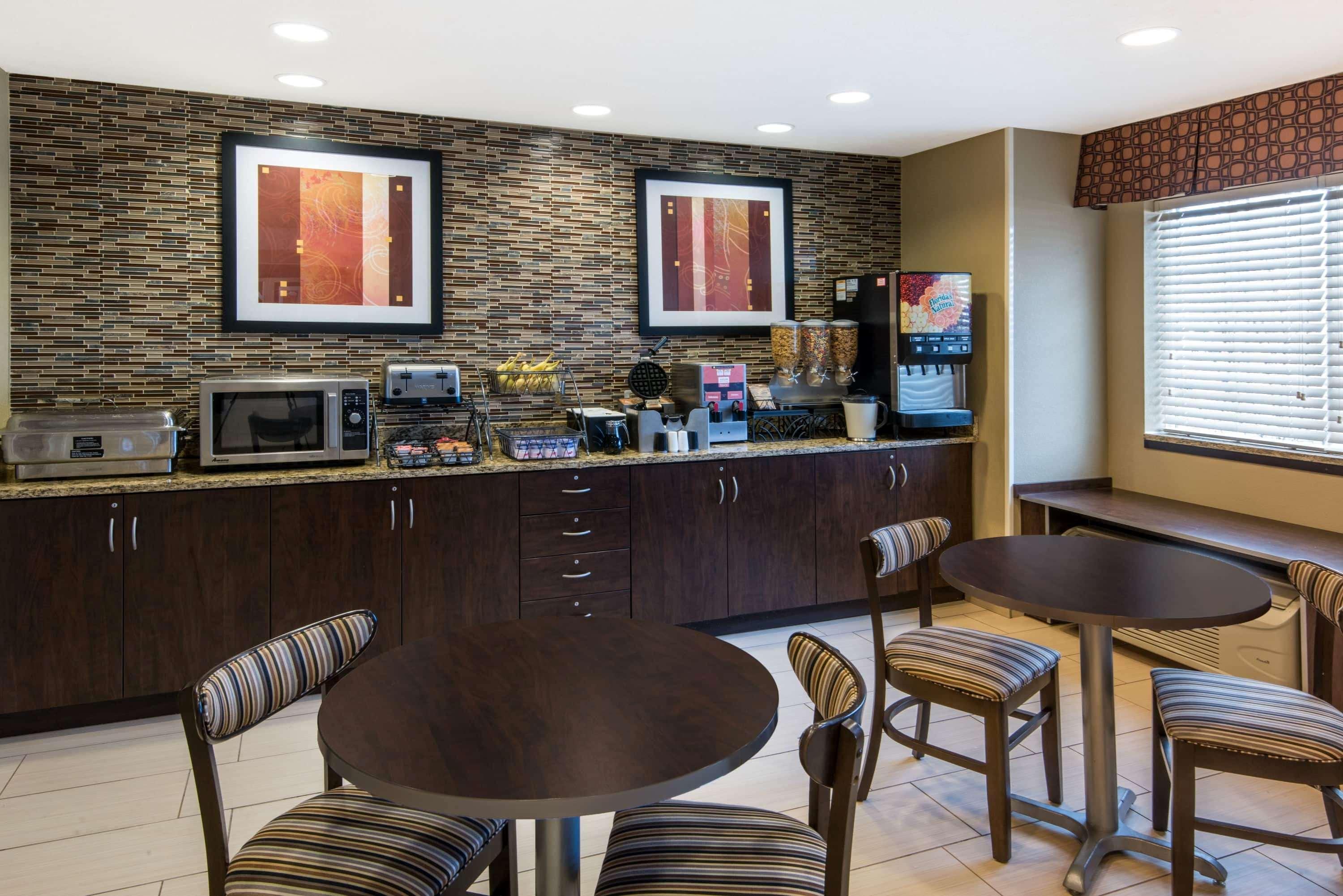 Microtel Inn And Suites North Canton Zewnętrze zdjęcie