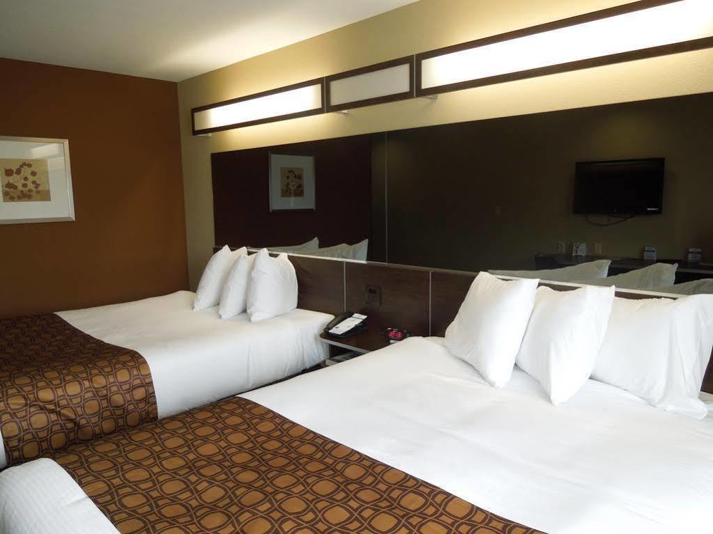 Microtel Inn And Suites North Canton Zewnętrze zdjęcie