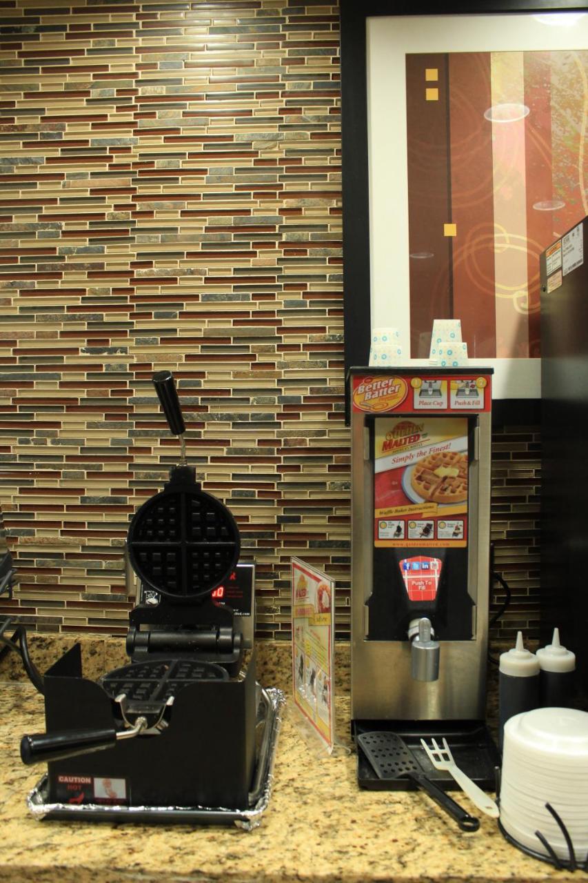 Microtel Inn And Suites North Canton Zewnętrze zdjęcie